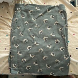 Loft size 6 light blue with flowers pencil skirt